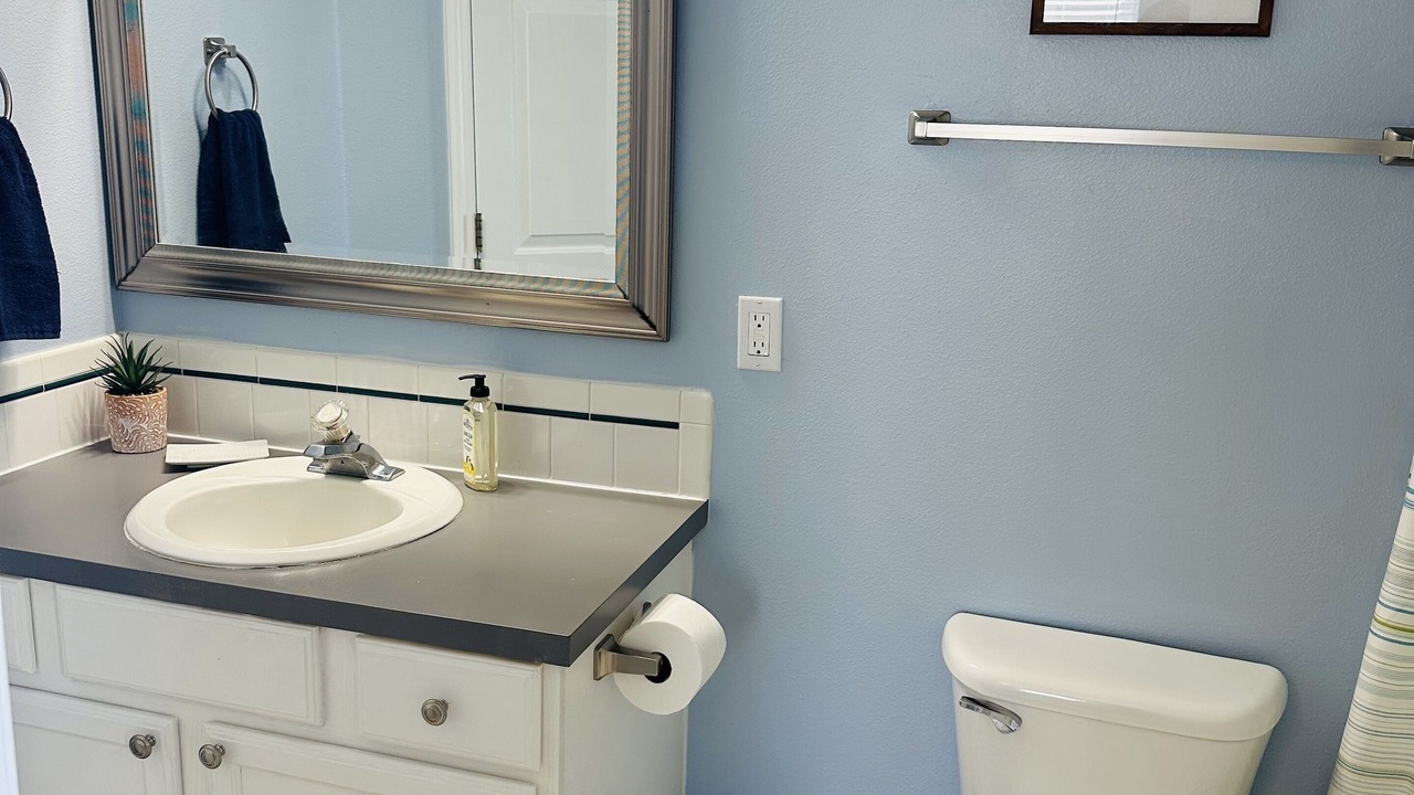Photo of Bathroom in Leeward Sands
