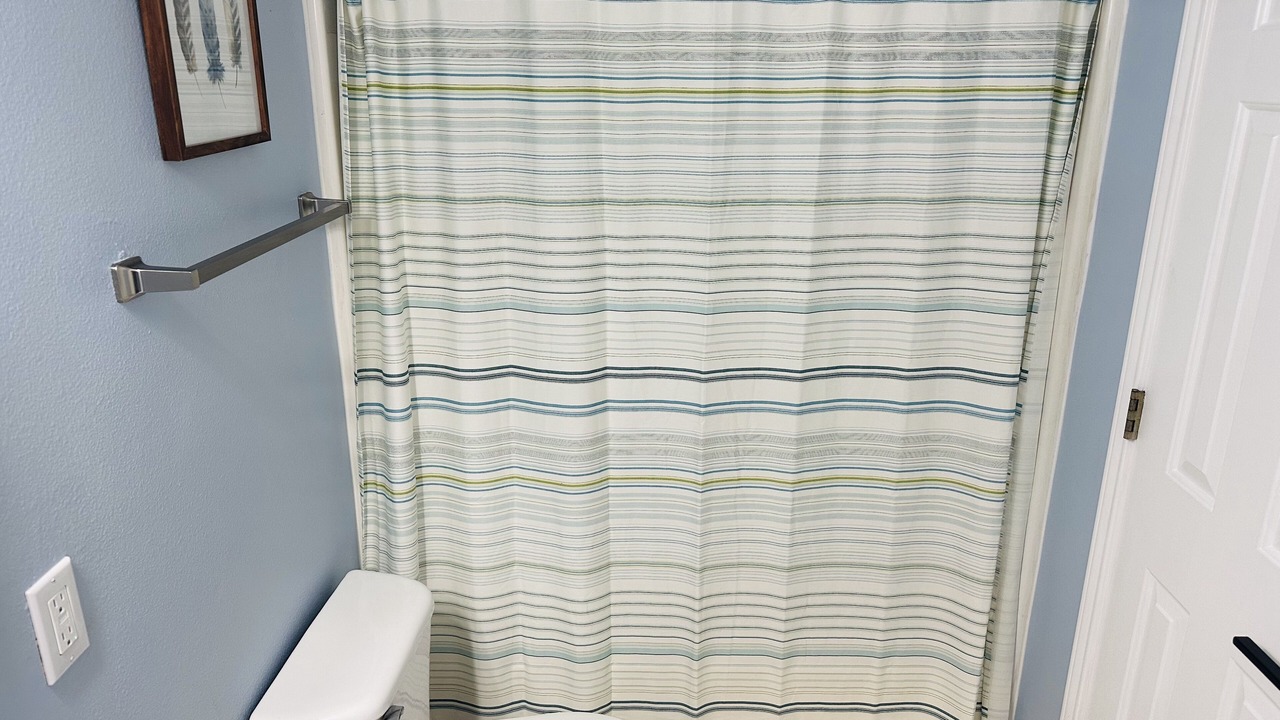 Photo of Bathroom in Leeward Sands