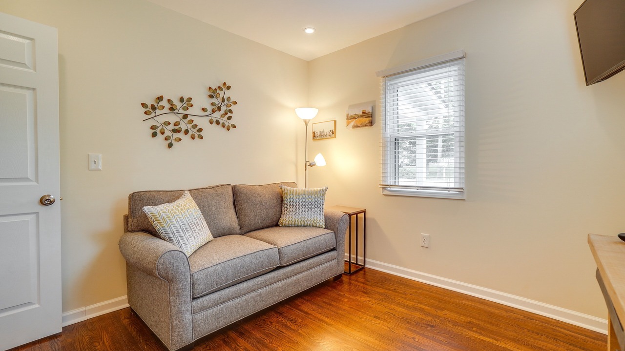 Photo of Livingroom in Lakewood