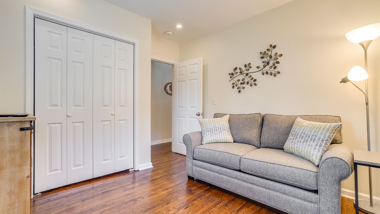 Photo of Livingroom in Lakewood