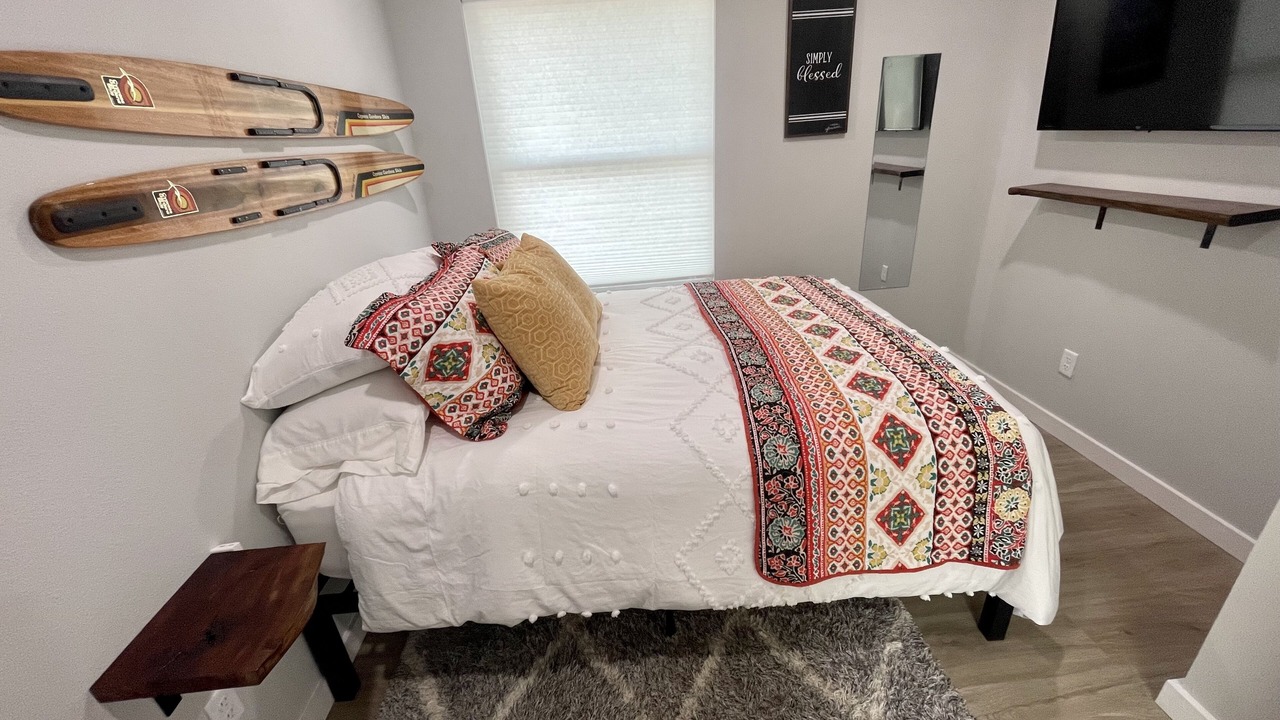 Photo of Bedroom in Cookson