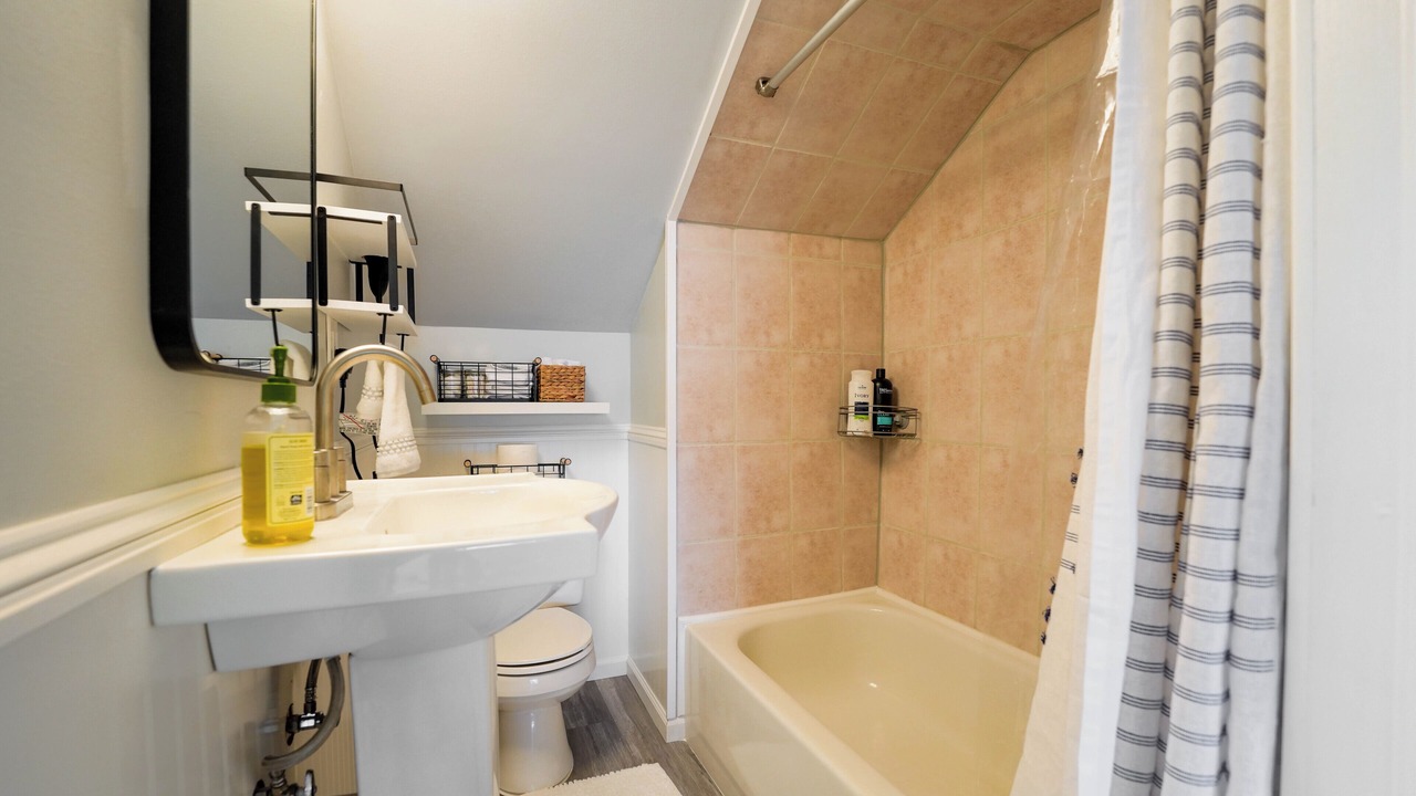 Photo of Bathroom in Tichigan