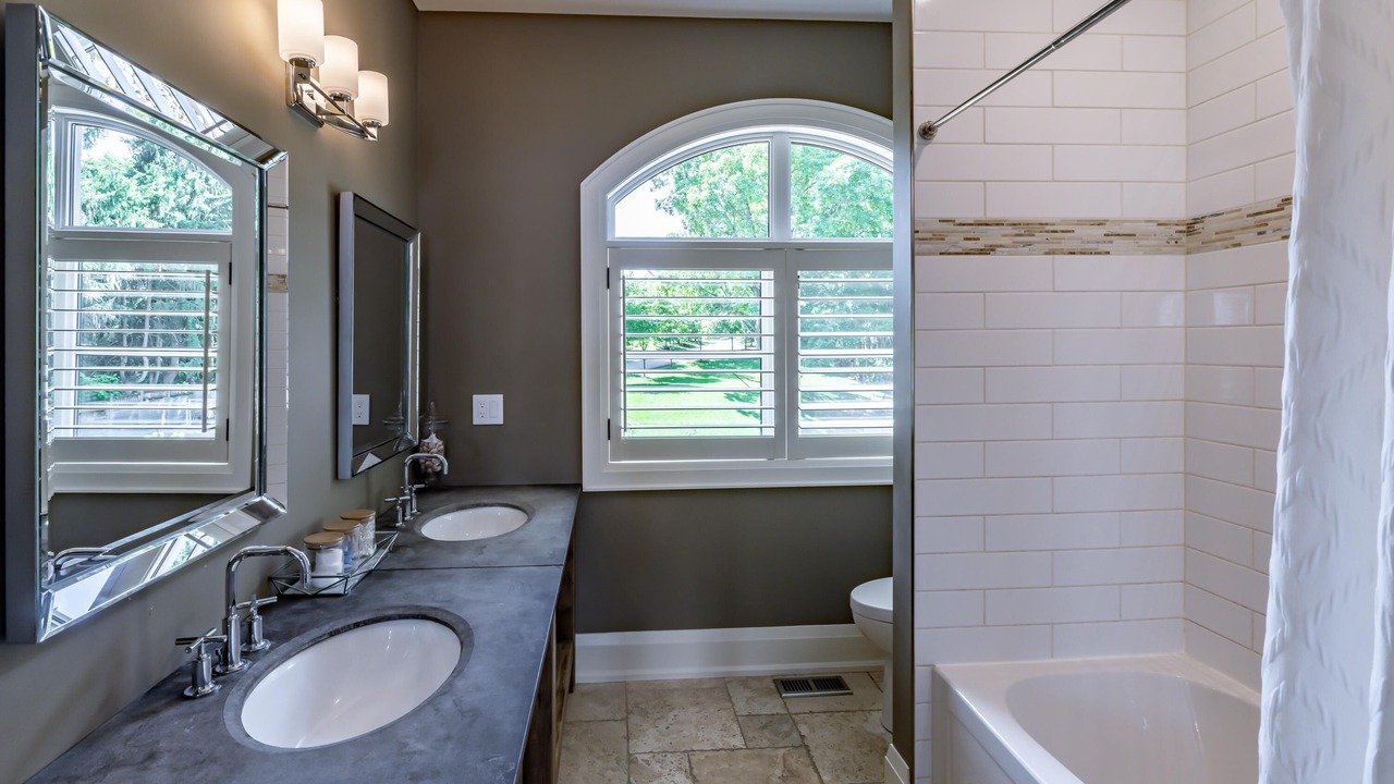 Photo of Bathroom in Innisfil