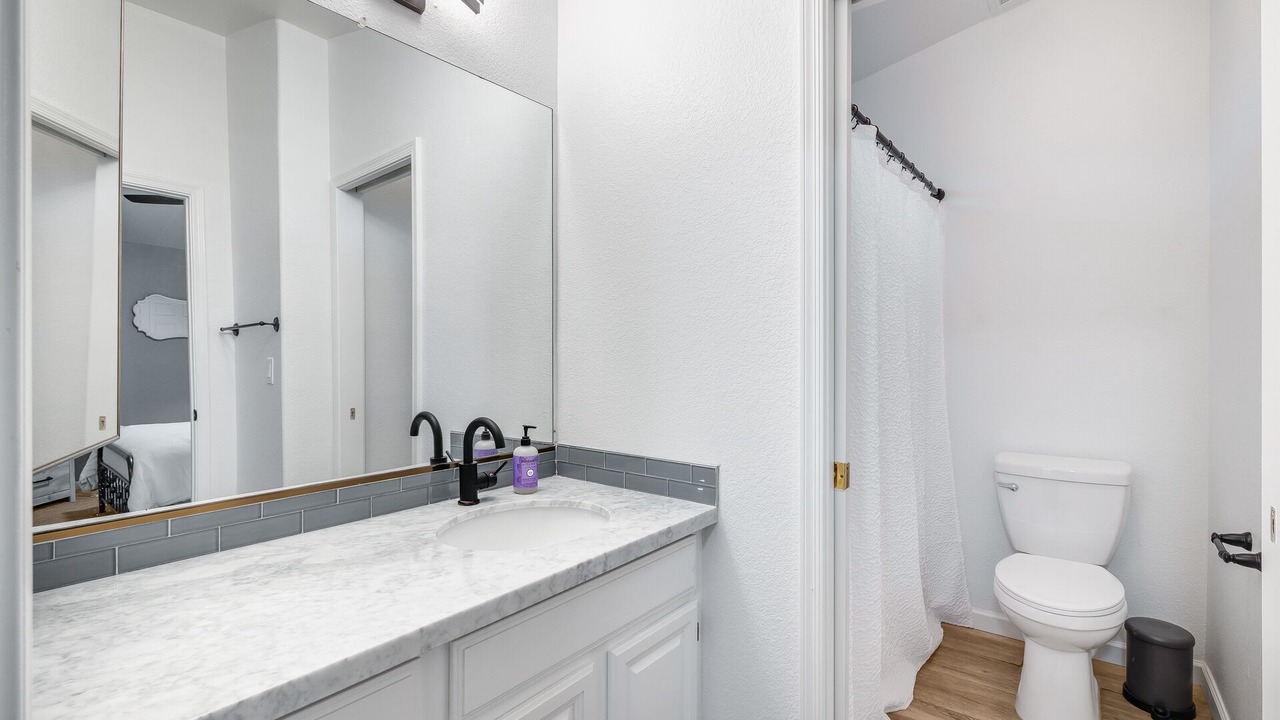 Photo of Bathroom in Garden Lakes