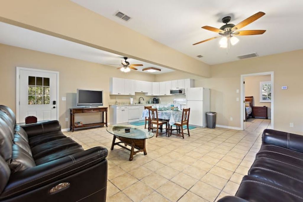 Photo of Livingroom in River Ranch