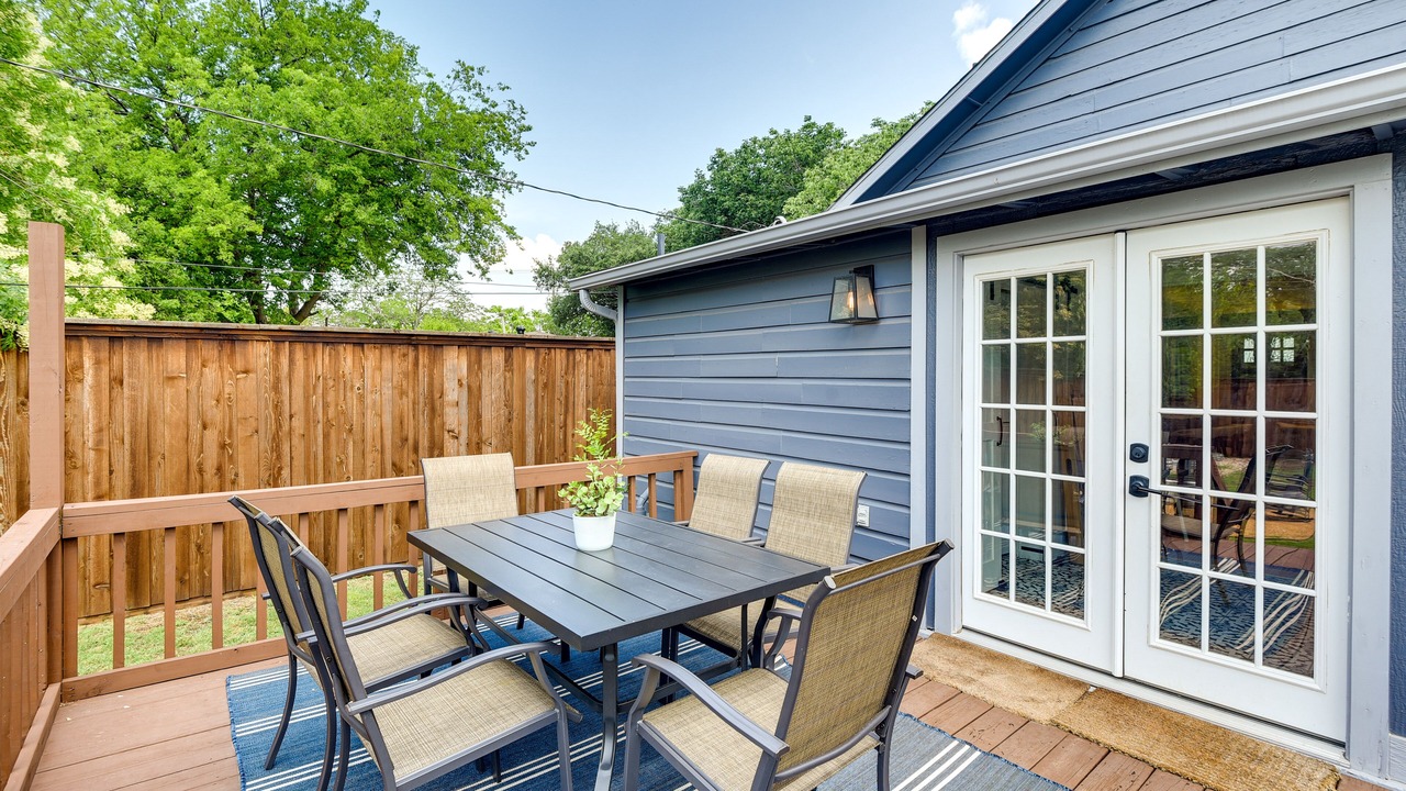 Photo of Outdoor in Frisco Original Donation