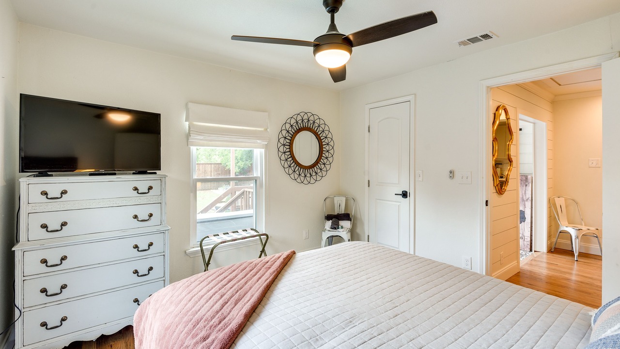 Photo of Bedroom in Frisco Original Donation