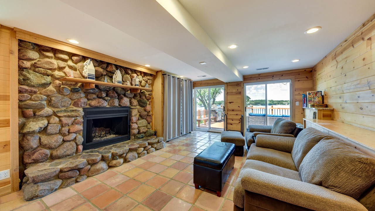 Photo of Bedroom in Fox Lake