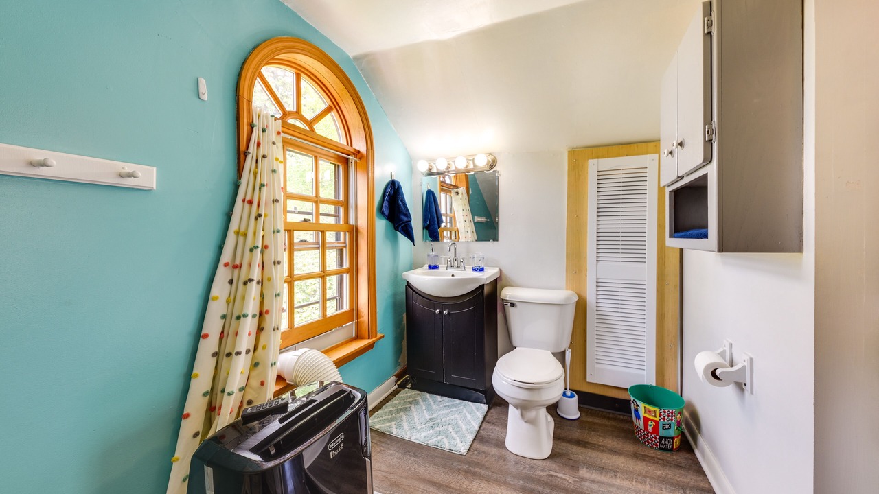 Photo of Bathroom in Fox Lake