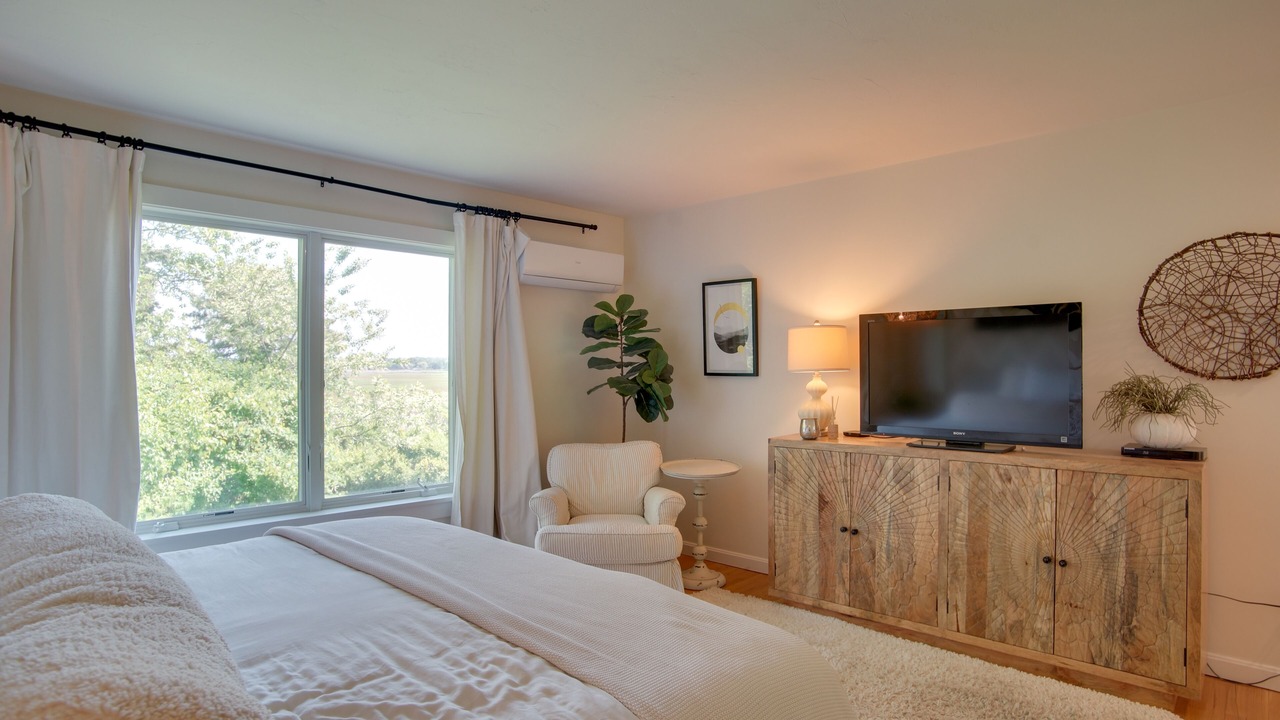 Photo of Bedroom in West Barnstable