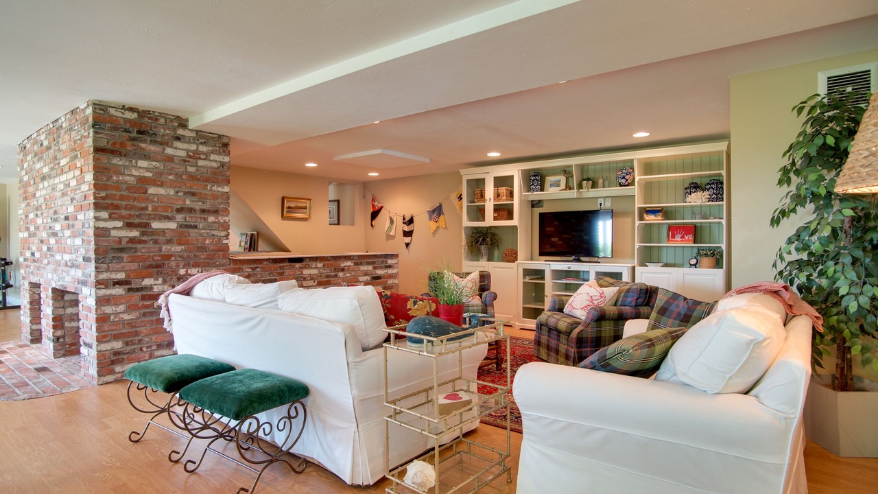 Photo of Others in West Barnstable