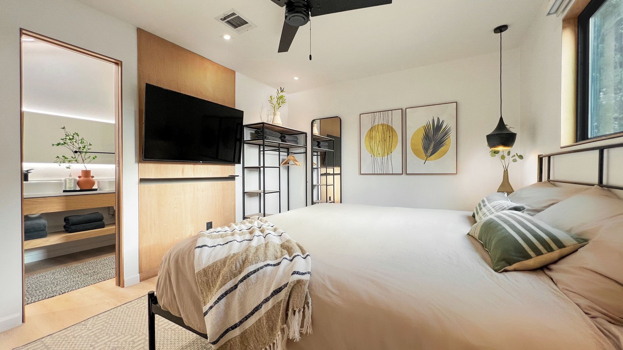Photo of Bedroom in Clodine