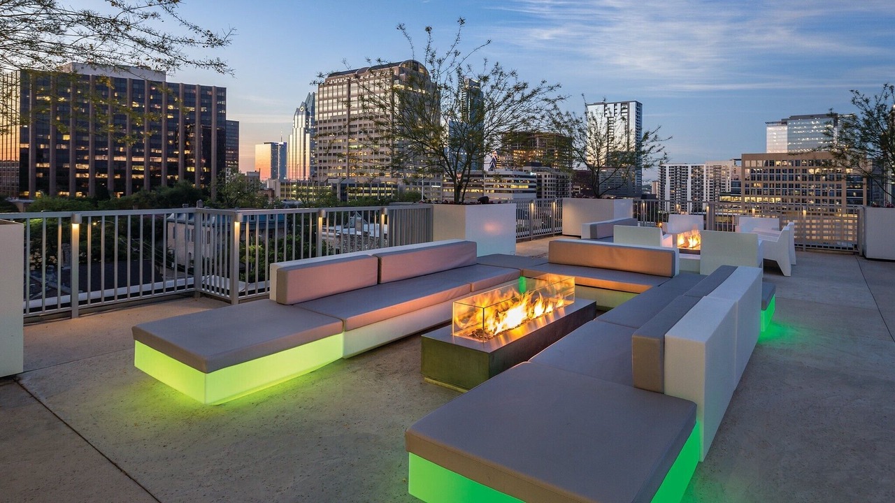 Photo of Patio Balcony in Civic District