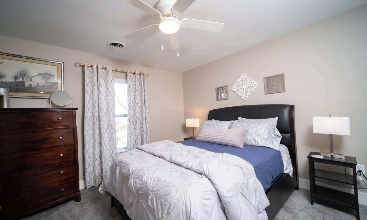 Photo of Bedroom in Bettendorf
