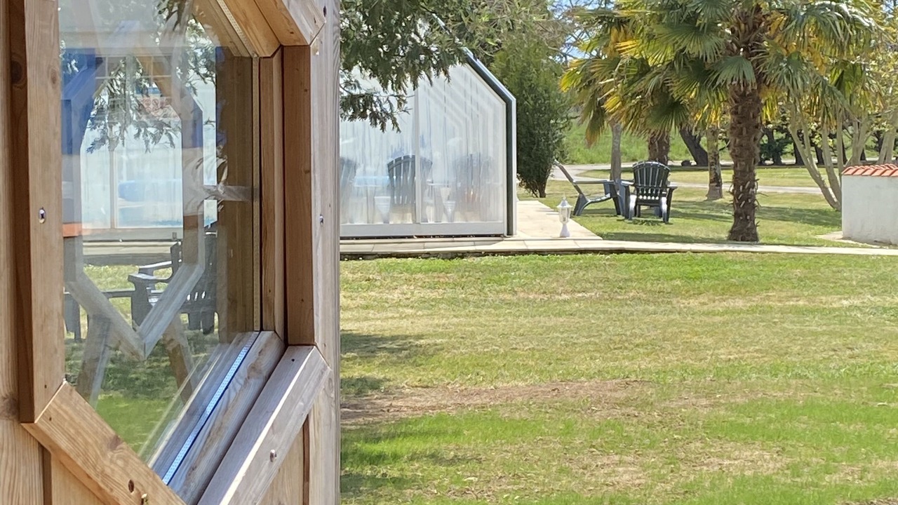 Photo of Patio Balcony in Jard-sur-Mer