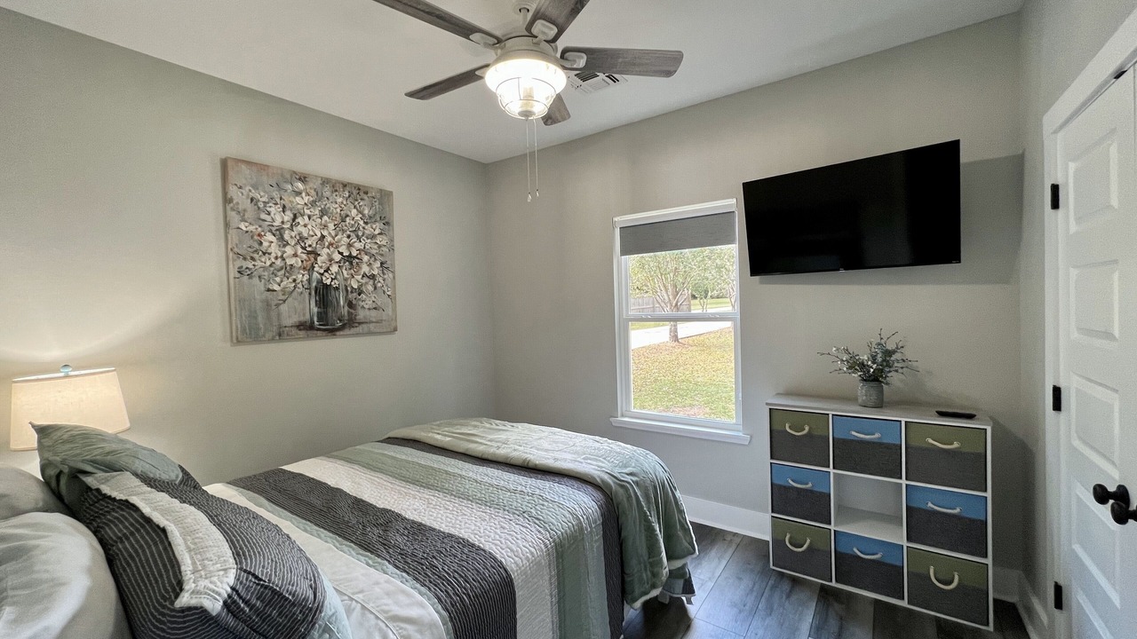 Photo of Bedroom in McNeill