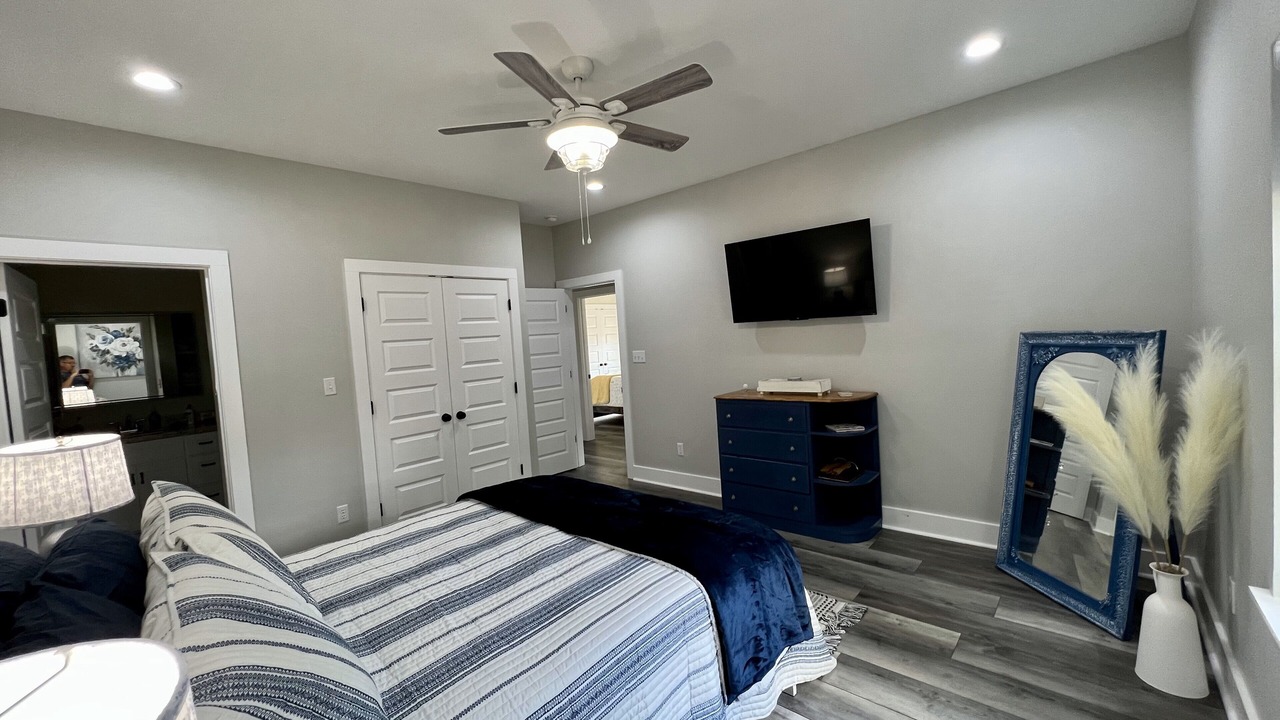 Photo of Bedroom in McNeill