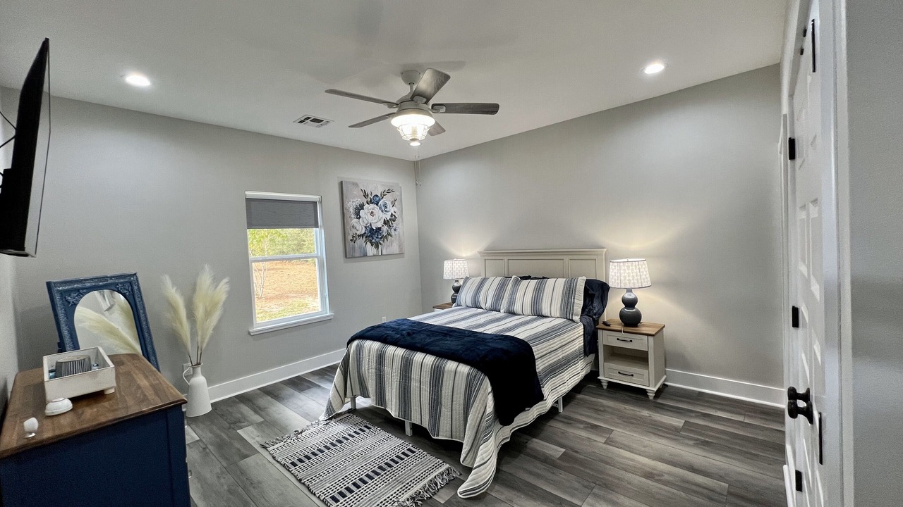 Photo of Bedroom in McNeill