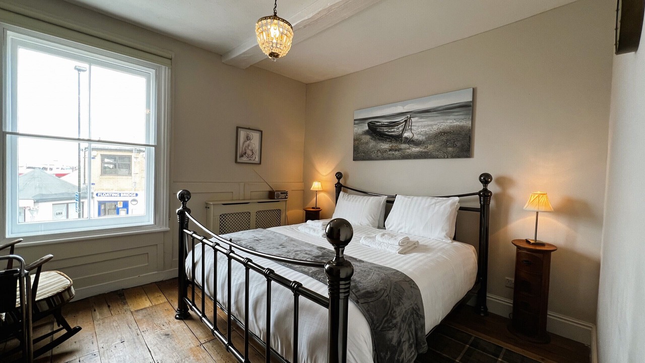 Photo of Bedroom in Cowes