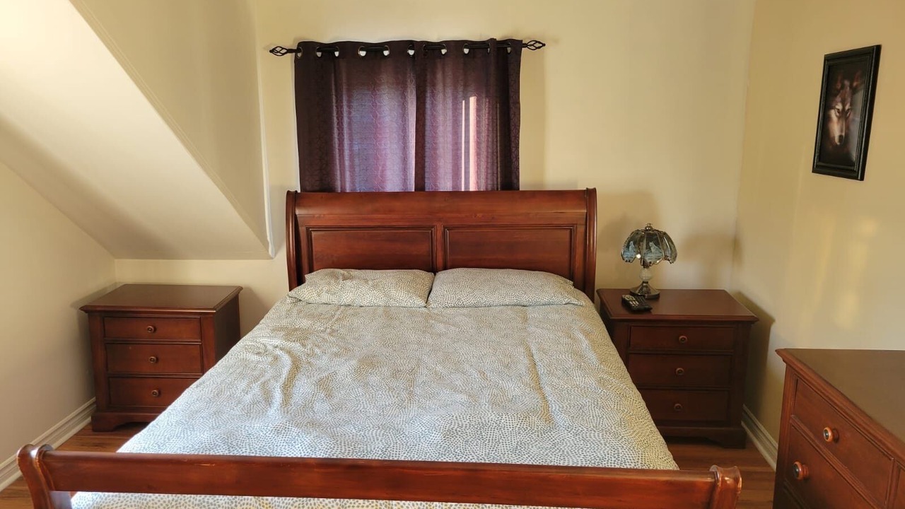 Photo of Bedroom in Longueuil