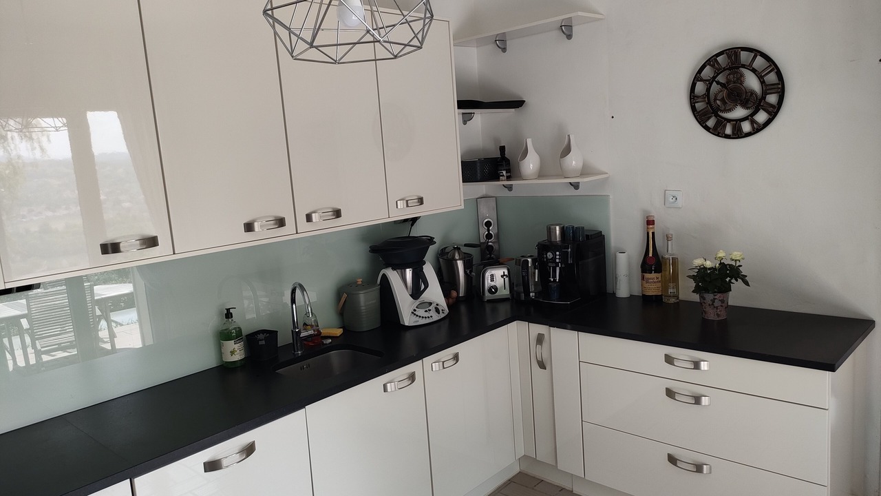 Photo of Kitchen in Chasse-sur-Rhone