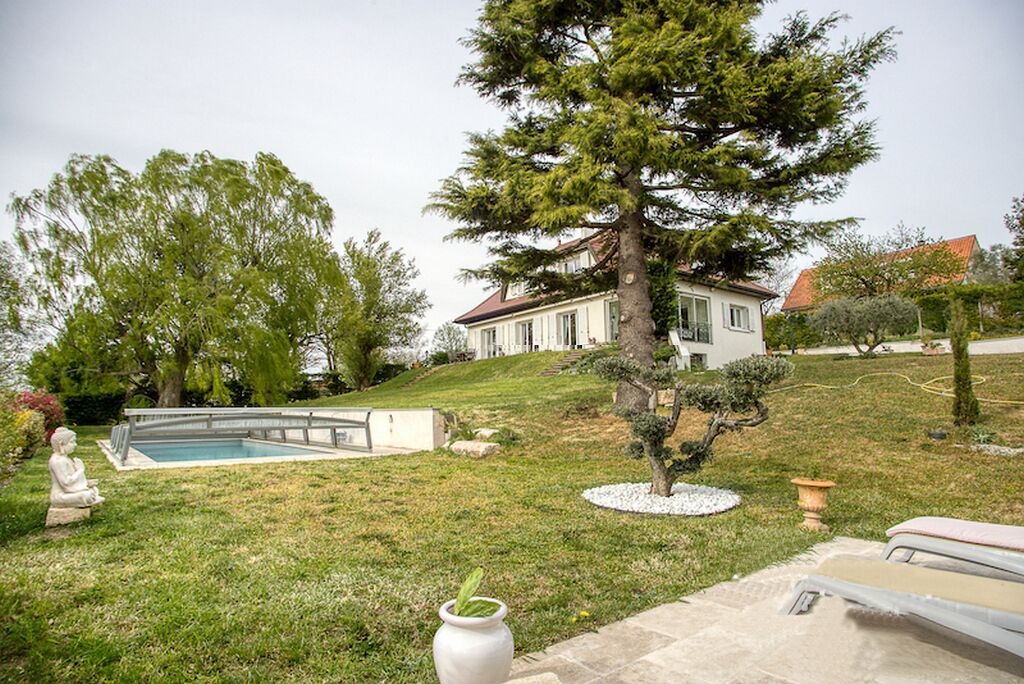 Photo of Outdoor in Chasse-sur-Rhone