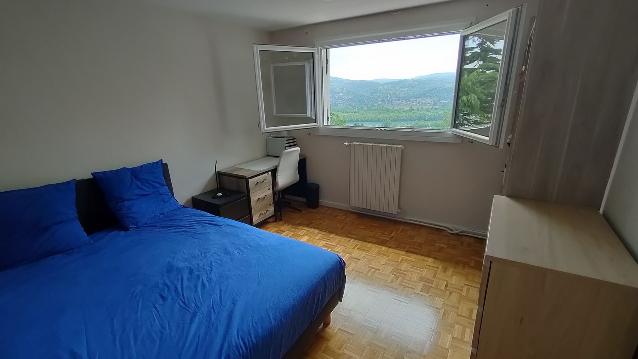 Photo of Bedroom in Chasse-sur-Rhone