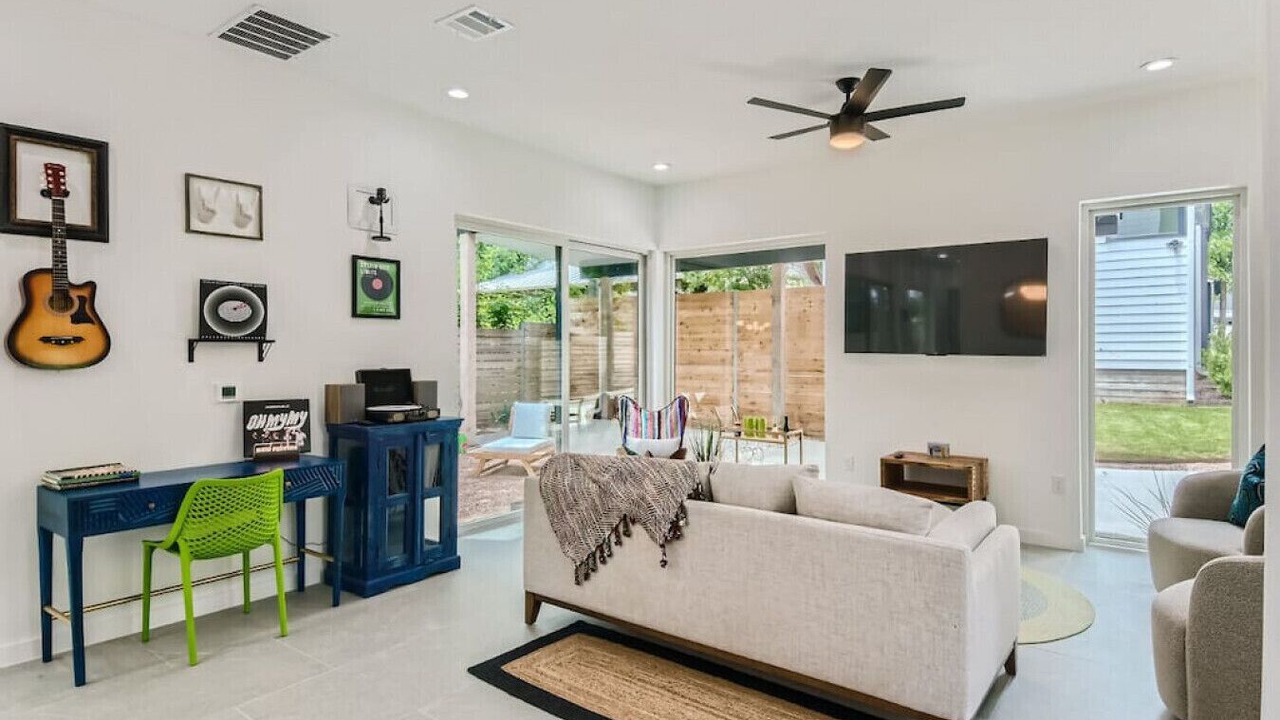 Photo of Livingroom in Austin