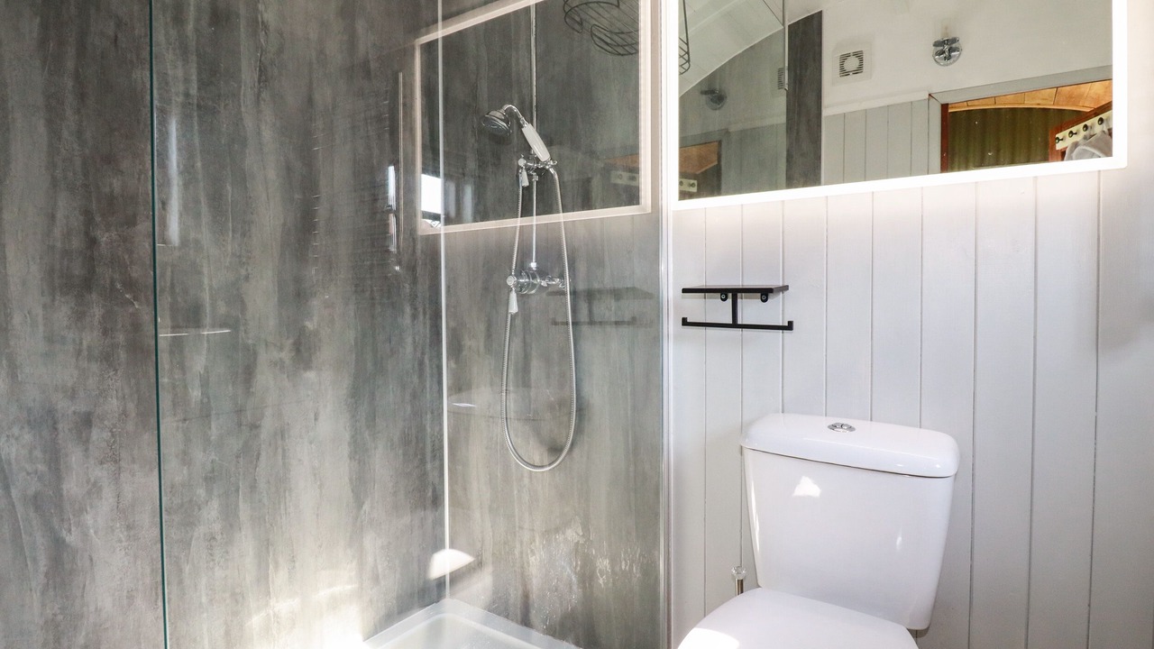 Photo of Bathroom in Brazzacott