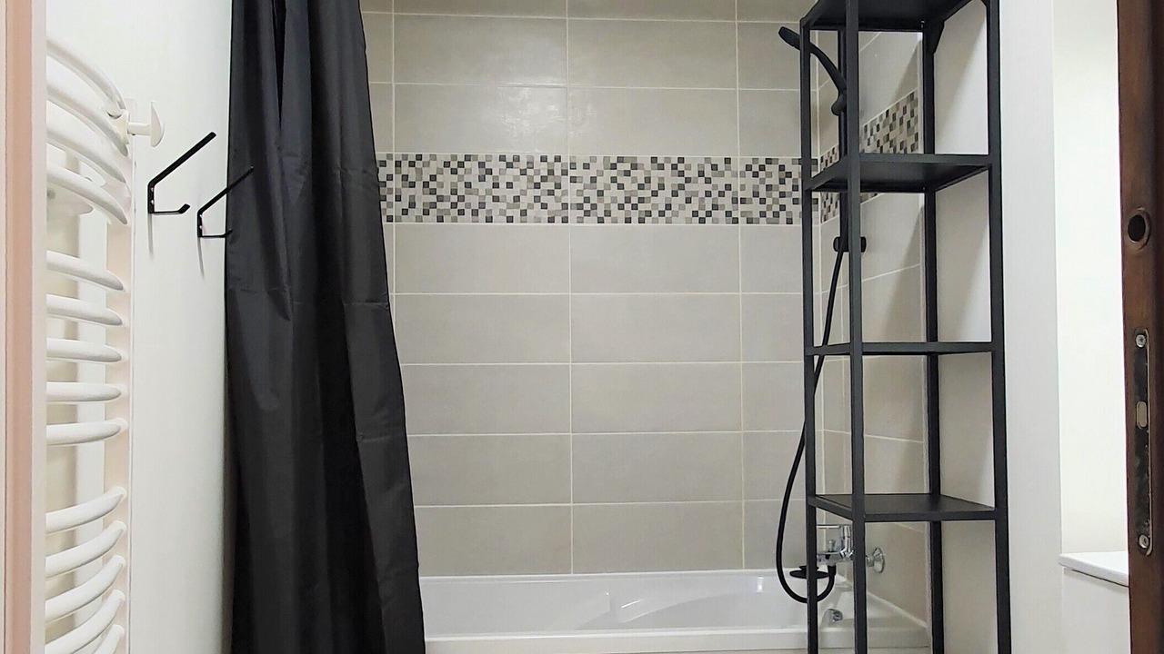 Photo of Bathroom in Mesnil-Saint-Pere