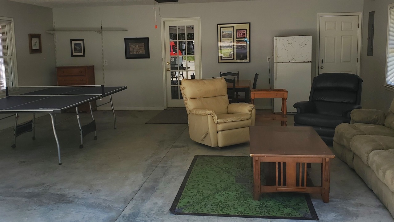 Photo of Livingroom in White Lake