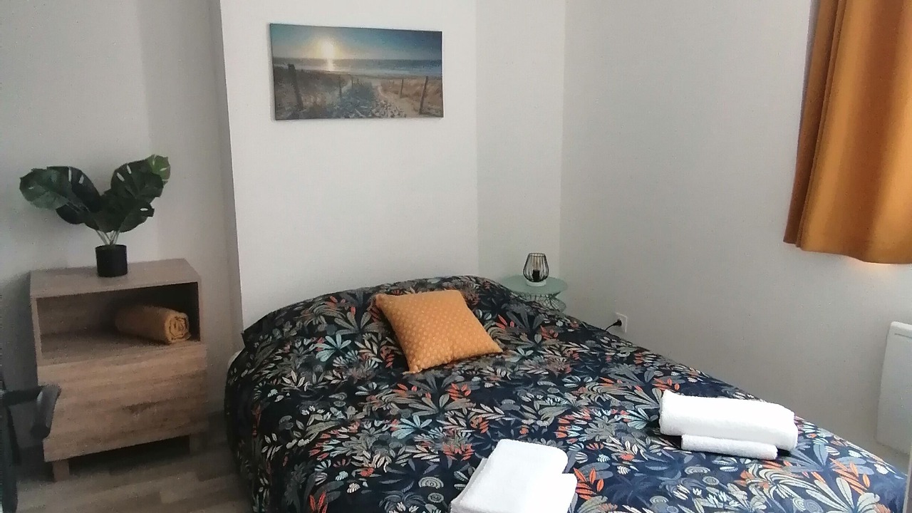 Photo of Bedroom in Tonneins