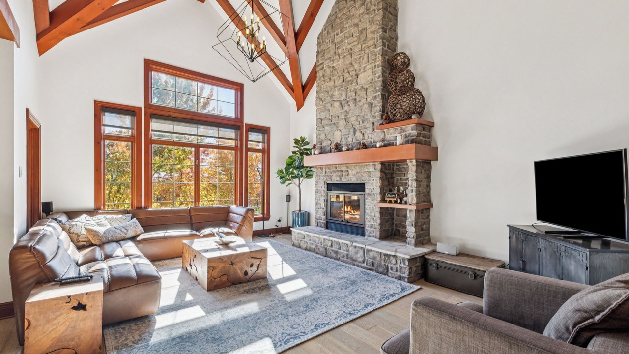 Photo of Livingroom in Mont-Tremblant