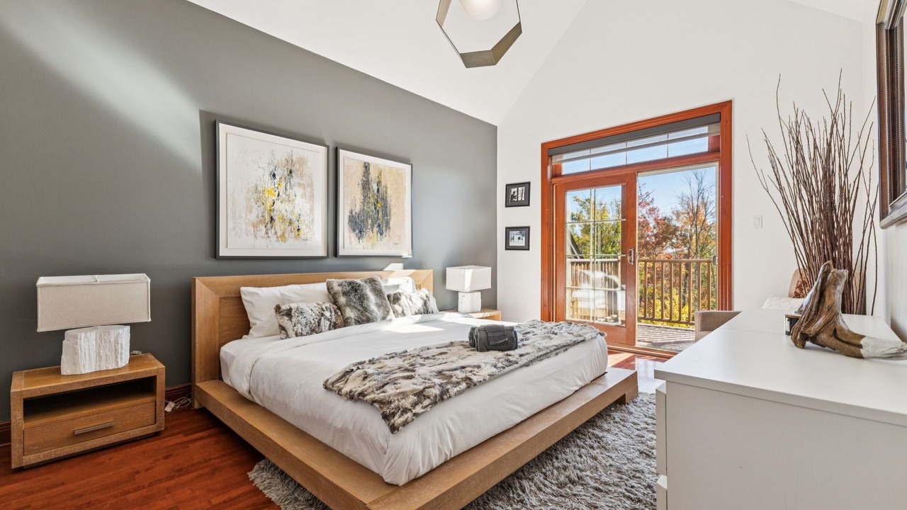 Photo of Bedroom in Mont-Tremblant