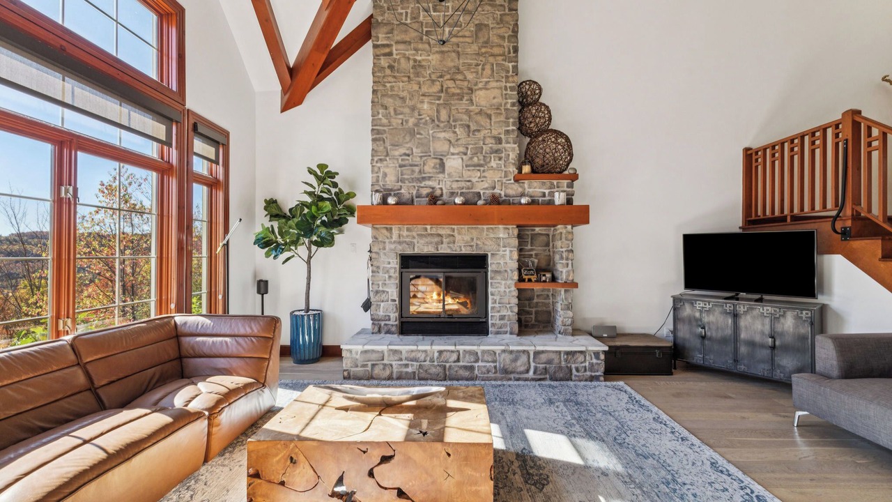 Photo of Livingroom in Mont-Tremblant