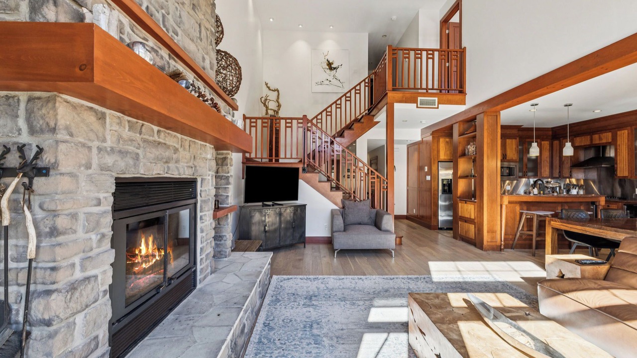 Photo of Livingroom in Mont-Tremblant