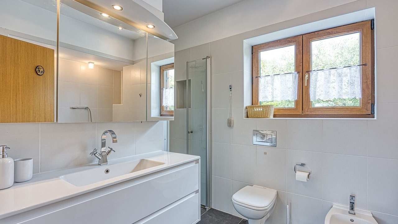 Photo of Bathroom in Zbandaj