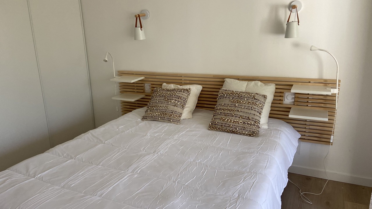 Photo of Bedroom in Homps