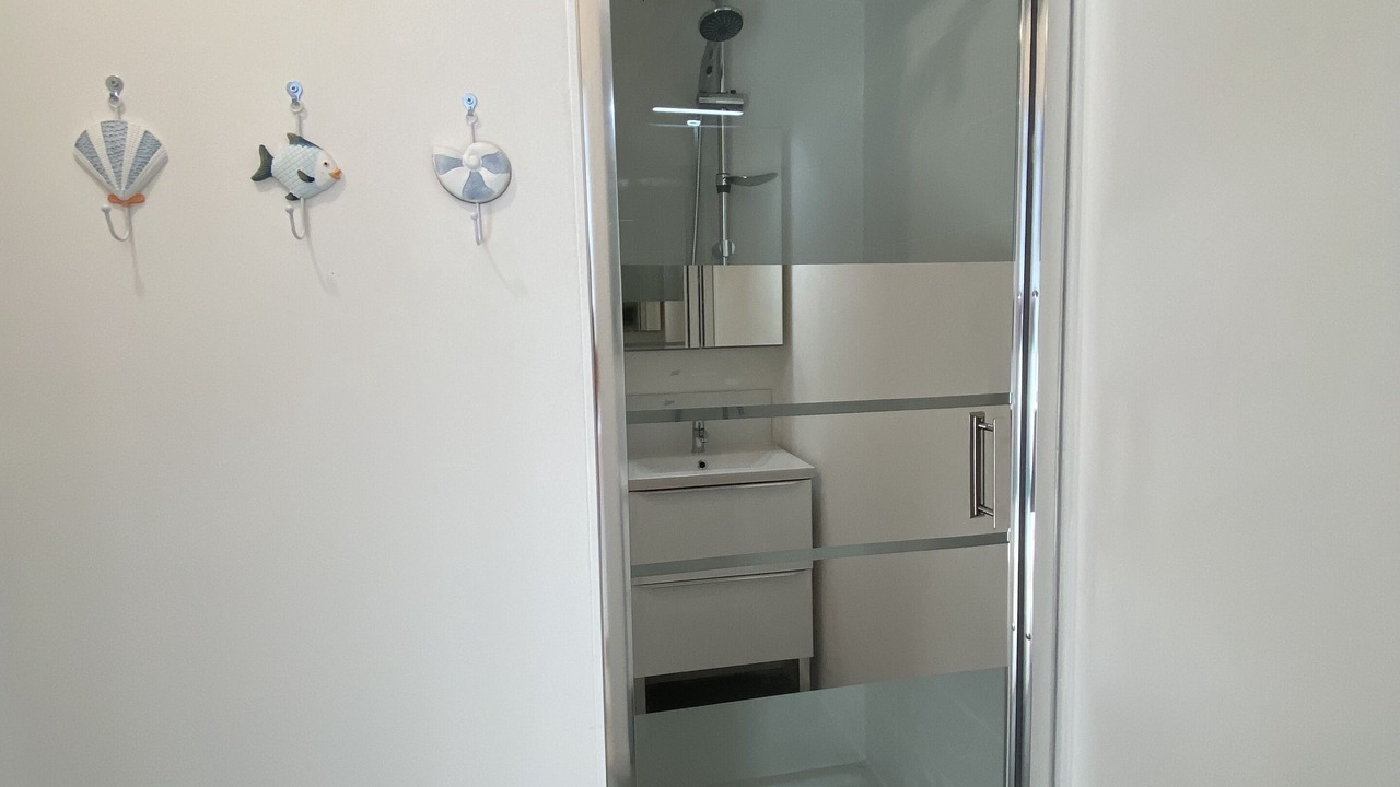 Photo of Bathroom in Homps