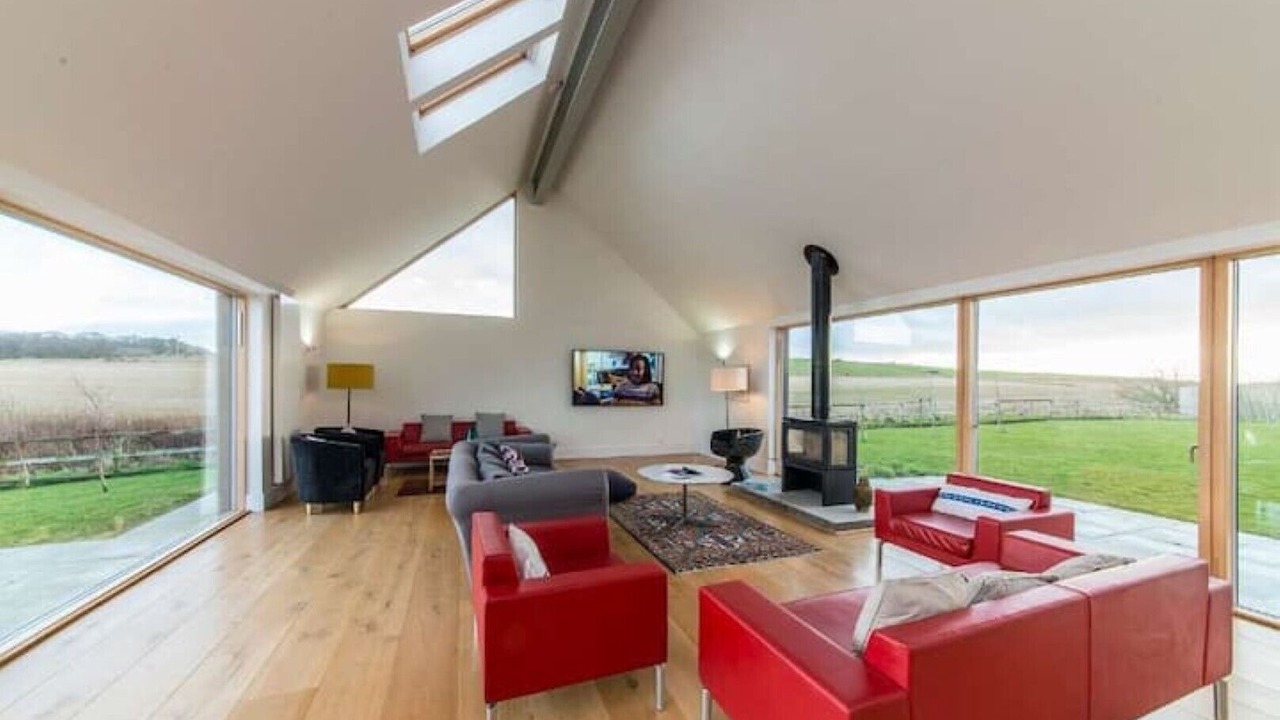 Photo of Livingroom in Westhill