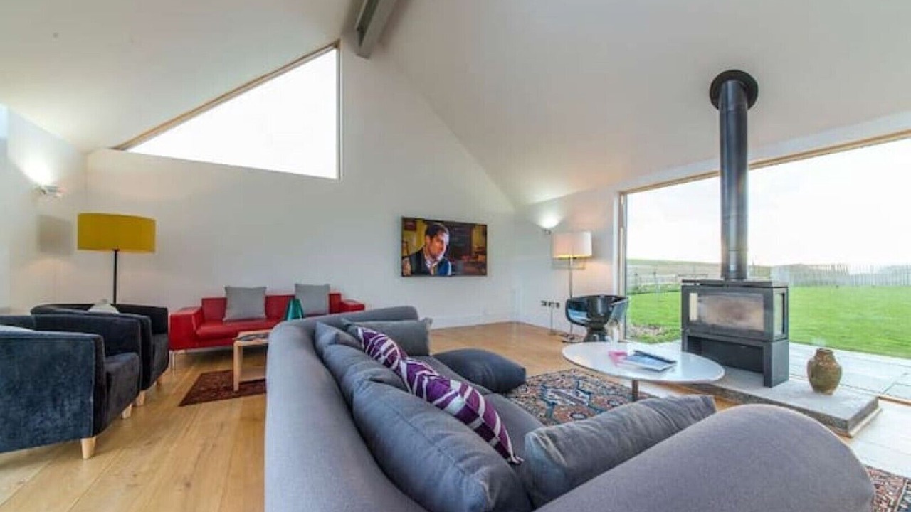 Photo of Livingroom in Westhill