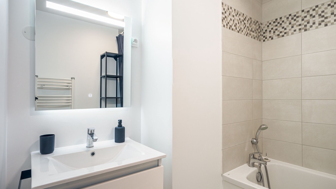 Photo of Bathroom in Mesnil-Saint-Pere