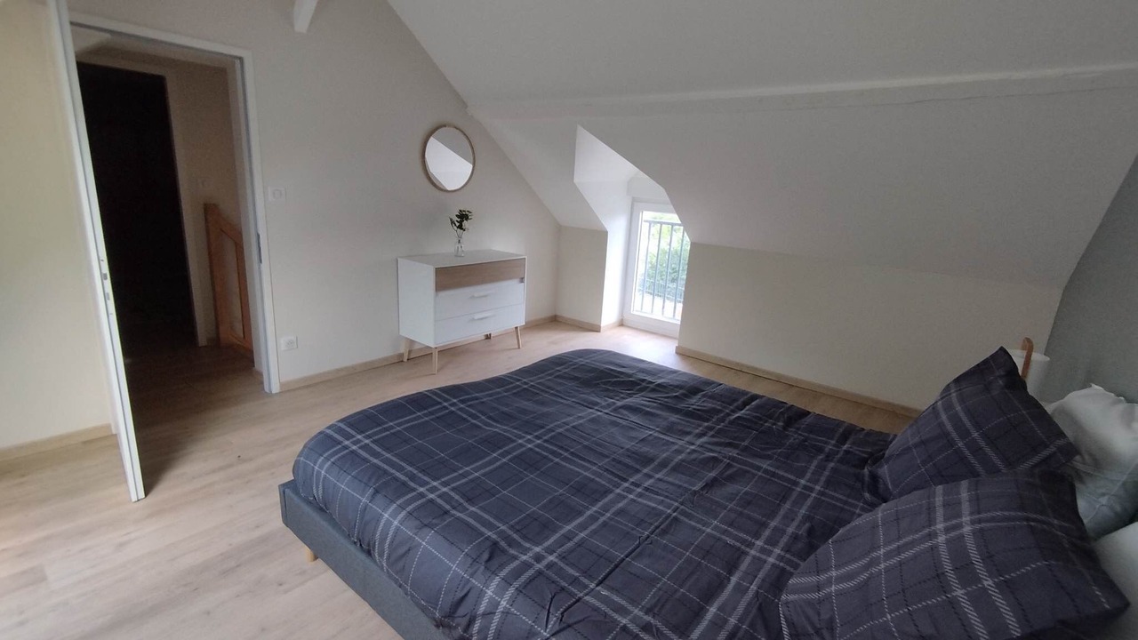 Photo of Bedroom in Vallon-en-Sully