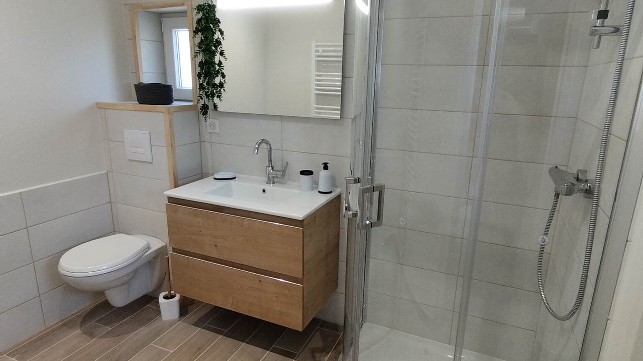 Photo of Bathroom in Vallon-en-Sully