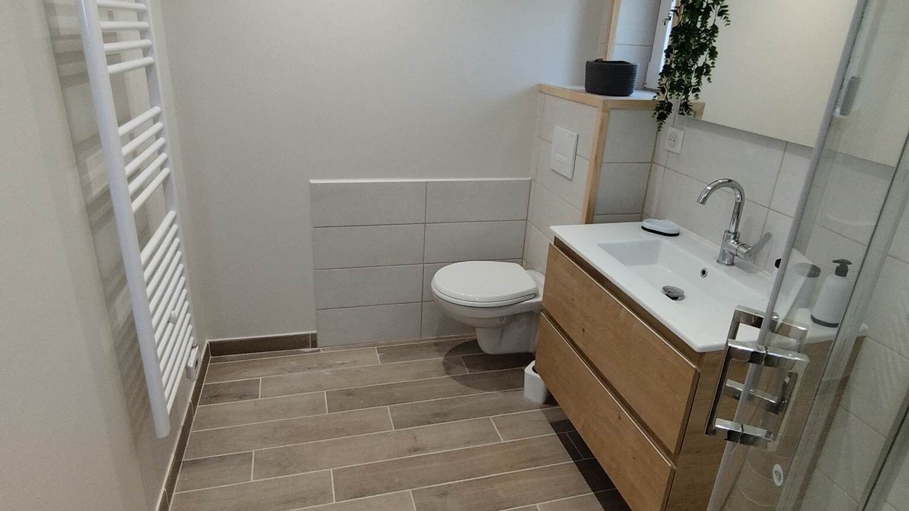 Photo of Bathroom in Vallon-en-Sully