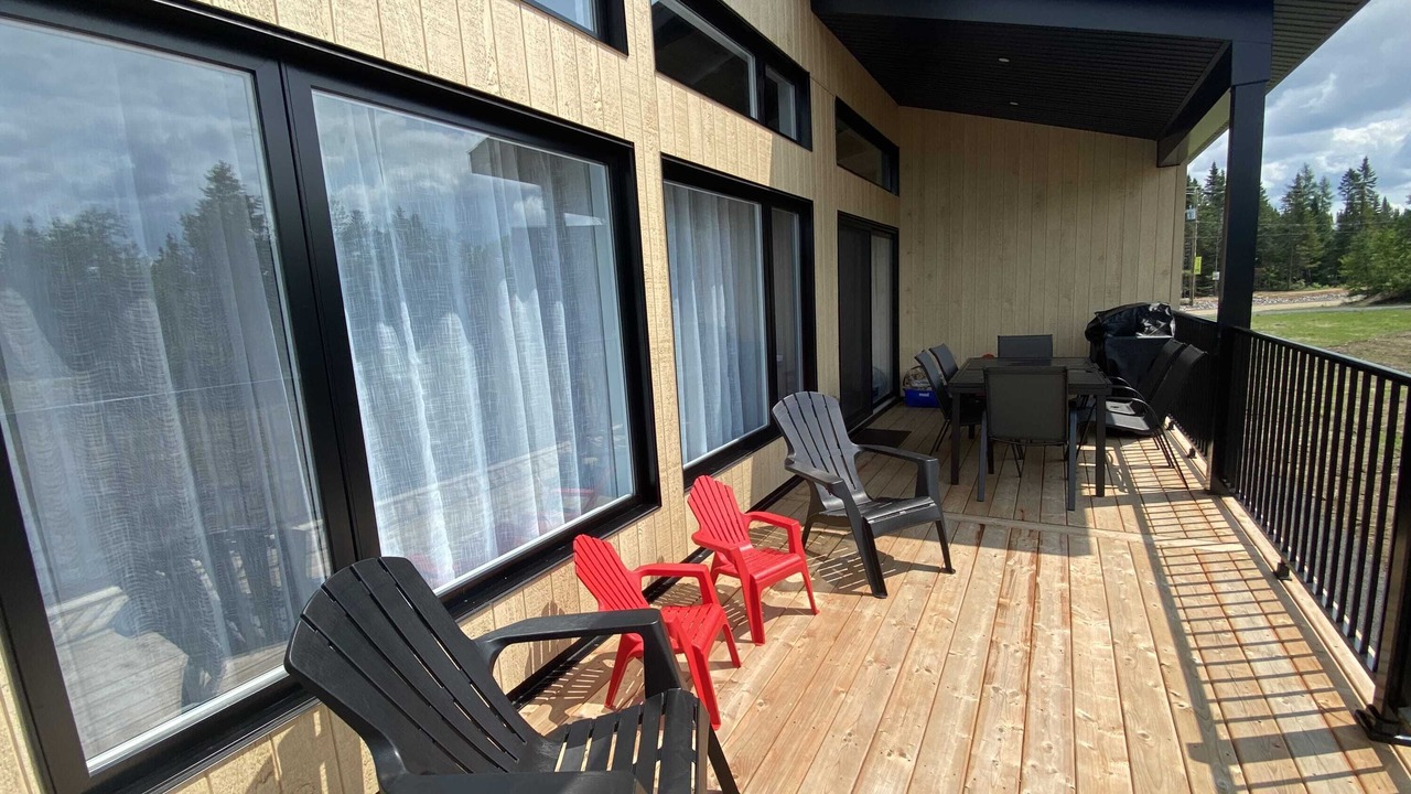 Photo of Outdoor in Shannon