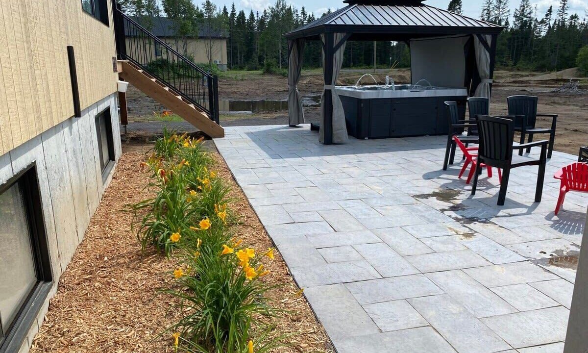 Photo of Outdoor in Shannon