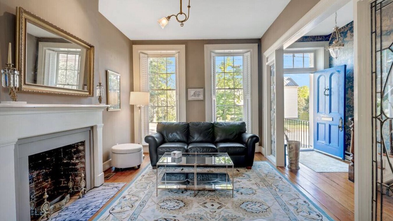 Photo of Livingroom in Petersburg