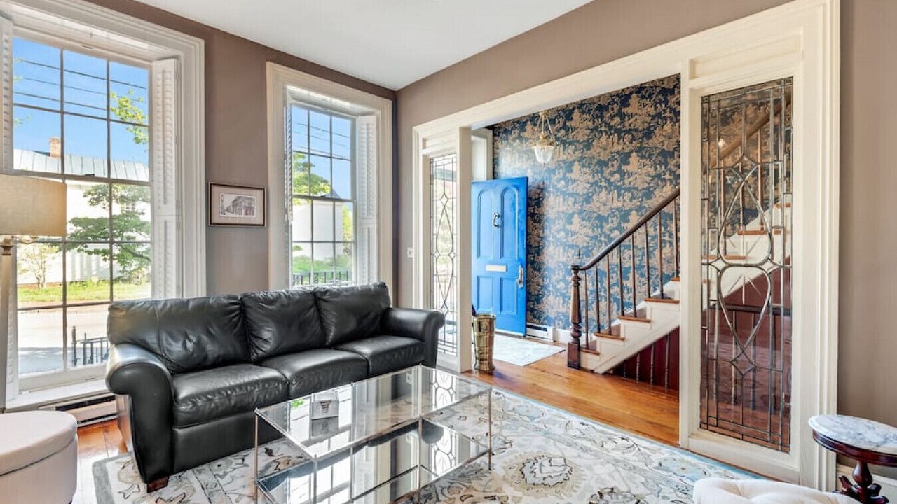 Photo of Livingroom in Petersburg