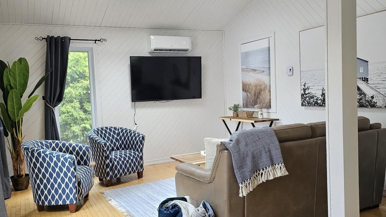 Photo of Livingroom in Saint-Andre-Avellin